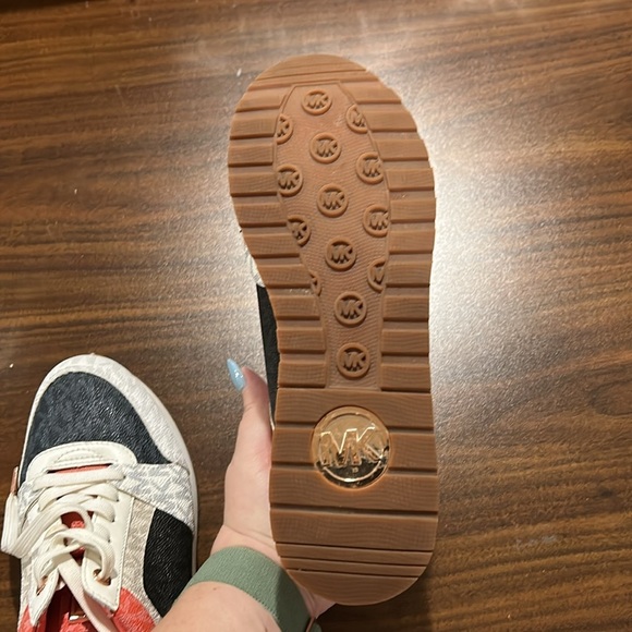 Michael Kors Billie Metallic Platform Trainer Coral and Blue Sneakers - Picture 9 of 12